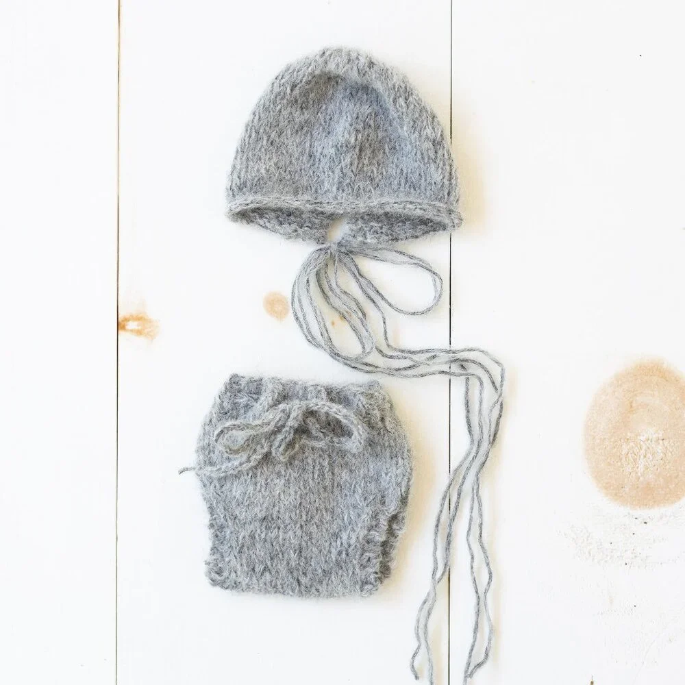 Hand Knit Wool and Alpaca Newborn Photography Prop Diaper Cover and Bonnet Set